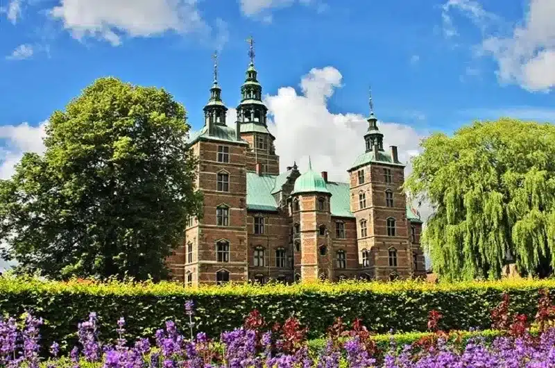 attraction-09.png attraction-09.png